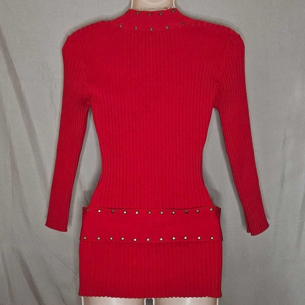 Dressbarn Red Studded Ribbed Knit‎ Long Sleeve Belted Top Blouse - Picture 2 of 5
